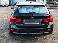 Gebraucht BMW 318 Advantage 150 PS (110 kW) 2017 Schwarz Kombi