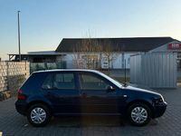 Gebraucht VW Golf IV 101 PS (74 kW) 2002 Blau Kleinwagen