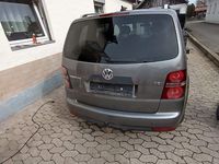 Gebraucht VW Touran Comfortline 140 PS (102 kW) 2009 Grau Van / Kleinbus