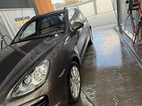 Gebraucht Porsche Cayenne Turbo 500 PS (367 kW) 2011 Braun SUV