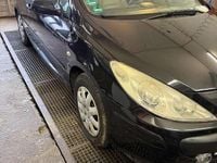 Gebraucht Peugeot 307 CC Tendance 140 PS (102 kW) 2005 Schwarz Cabrio