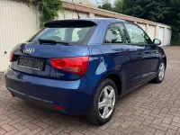 Gebraucht Audi A1 86 PS (63 kW) 2011 Blau Kleinwagen