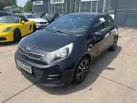 Gebraucht Kia Rio 84 PS (61 kW) 2016 Schwarz Kleinwagen