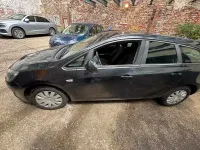 Gebraucht Opel Astra Edition 131 PS (96 kW) 2014 Schwarz Kombi