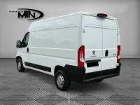 Gebraucht Peugeot Boxer 131 PS (96 kW) 2019 Weiß Van
