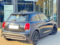 Gebraucht Mini Cooper Classic 136 PS (100 kW) 2023 Schwarz Kleinwagen