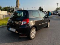 Gebraucht Renault Clio III 75 PS (55 kW) 2009 Schwarz Kleinwagen