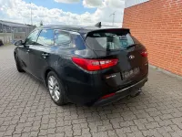 Gebraucht Kia Optima 141 PS (103 kW) 2016 Schwarz Kombi