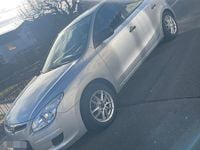 Gebraucht Hyundai i30 Classic 109 PS (80 kW) 2008 Grau Kleinwagen