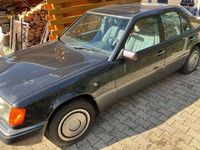 Gebraucht Mercedes 200 75 PS (55 kW) 1990 Blau Limousine