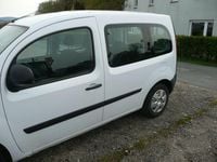 Second-hand Renault Kangoo 75 CP (55 kW) 2016 Alb Monovolum