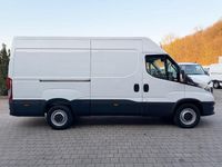 Gebraucht Iveco Daily 179 PS (131 kW) 2022 Weiß Limousine