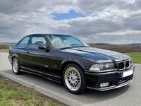 Gebraucht BMW 325 Performance 192 PS (141 kW) 1995 Schwarz Coupé