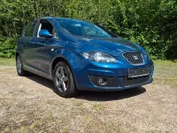 Gebraucht Seat Altea 105 PS (77 kW) 2014 Blau Limousine