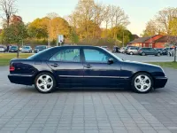 Gebraucht Mercedes E320 Avantgarde 197 PS (144 kW) 2000 Violet Limousine