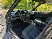 Gebraucht Mercedes E220 AMG 150 PS (110 kW) 1994 Grau Limousine