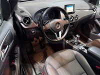 Gebraucht Mercedes B200 156 PS (114 kW) 2012 Schwarz Van / Kleinbus