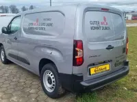 Neu Fiat Doblò 131 PS (96 kW) 2026 Grau Van / Kleinbus