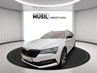 Gebraucht Skoda Superb SportLine 200 PS (147 kW) 2024 Moonweiss metallic Kombi
