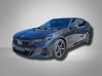 Gebraucht BMW 540 M Sport 286 PS (210 kW) 2026 Sophistograu brillanteffekt metallic Kombi