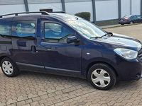 Gebraucht Dacia Dokker Lauréate 83 PS (61 kW) 2015 Blau marine Van / Kleinbus