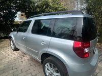 Second-hand Skoda Yeti 92 CP (67 kW) 2017 Argintiu SUV