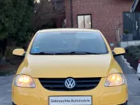 Gebraucht VW Fox 54 PS (39 kW) 2005 Gelb Kleinwagen