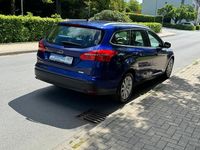 Gebraucht Ford Focus Titanium 125 PS (91 kW) 2017 Blau Kombi