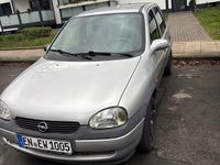 Gebraucht Opel Corsa 75 PS (55 kW) 2000 Silber Kleinwagen