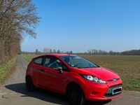 Gebraucht Ford Fiesta 60 PS (44 kW) 2009 Rot Kleinwagen