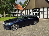 Gebraucht Mercedes E300 Avantgarde 231 PS (169 kW) 2015 Blau Kombi