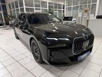 Neu BMW 750e M Sport 489 PS (359 kW) 2025 Black sapphire metallic Limousine
