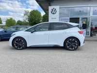 Używany Cupra Born e-Boost 169 kW (231 KM) 2025 Biały Hatchback