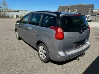 Gebraucht Peugeot 5008 Allure 150 PS (110 kW) 2014 Grau Van / Kleinbus