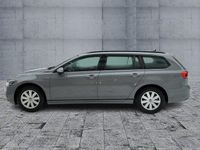 Gebraucht VW Passat Basis 150 PS (110 kW) 2023 Grau Kombi