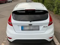 Gebraucht Ford Fiesta Champions Edition 95 PS (69 kW) 2012 Weiß Kleinwagen