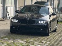 Gebraucht BMW 320 Cabriolet 177 PS (130 kW) 2010 Schwarz Cabrio