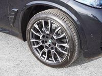 Gebraucht BMW X5 M Sport 298 PS (219 kW) 2025 Saphirschwarz SUV