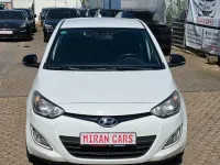 Gebraucht Hyundai i20 Classic 86 PS (63 kW) 2014 Weiß Kleinwagen