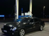 Gebraucht Mercedes 220 150 PS (110 kW) 2004 Schwarz Limousine