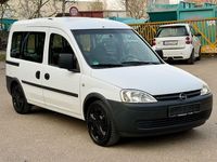 Gebraucht Opel Combo 94 PS (69 kW) 2010 Weiß Van / Kleinbus