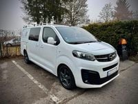 Gebraucht Opel Vivaro S 180 PS (132 kW) 2019 Weiß Van / Kleinbus