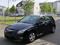 Gebraucht Hyundai i30 Classic 90 PS (66 kW) 2012 Schwarz Limousine