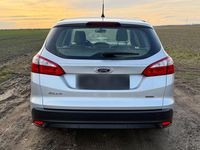 Usata Ford Focus 101 CV (74 kW) 2013 Argento Station wagon