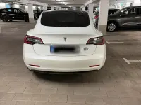 Gebraucht Tesla Model 3 239 kW (325 PS) 2022 Weiß Limousine
