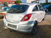 Gebraucht Opel Corsa Selection 69 PS (50 kW) 2010 Silber Kleinwagen