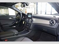 gebraucht Mercedes GLA200 Style Carbon Xenon Autom Navi PTS