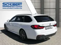 Gebraucht BMW 530e M Sport 292 PS (214 kW) 2023 Weiß Kombi