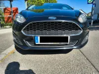Second-hand Ford Fiesta 101 CP (74 kW) 2017 Negru Hatchback