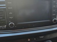 Gebraucht Kia Rio Spirit 99 PS (72 kW) 2017 Weiß Limousine